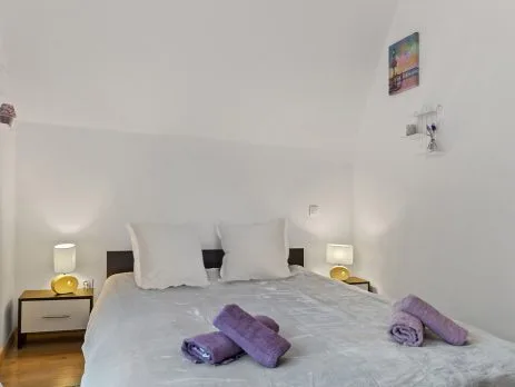 Camera dubla 3 – Mansarda — Podul Șimonului, Moeciu, Brașov