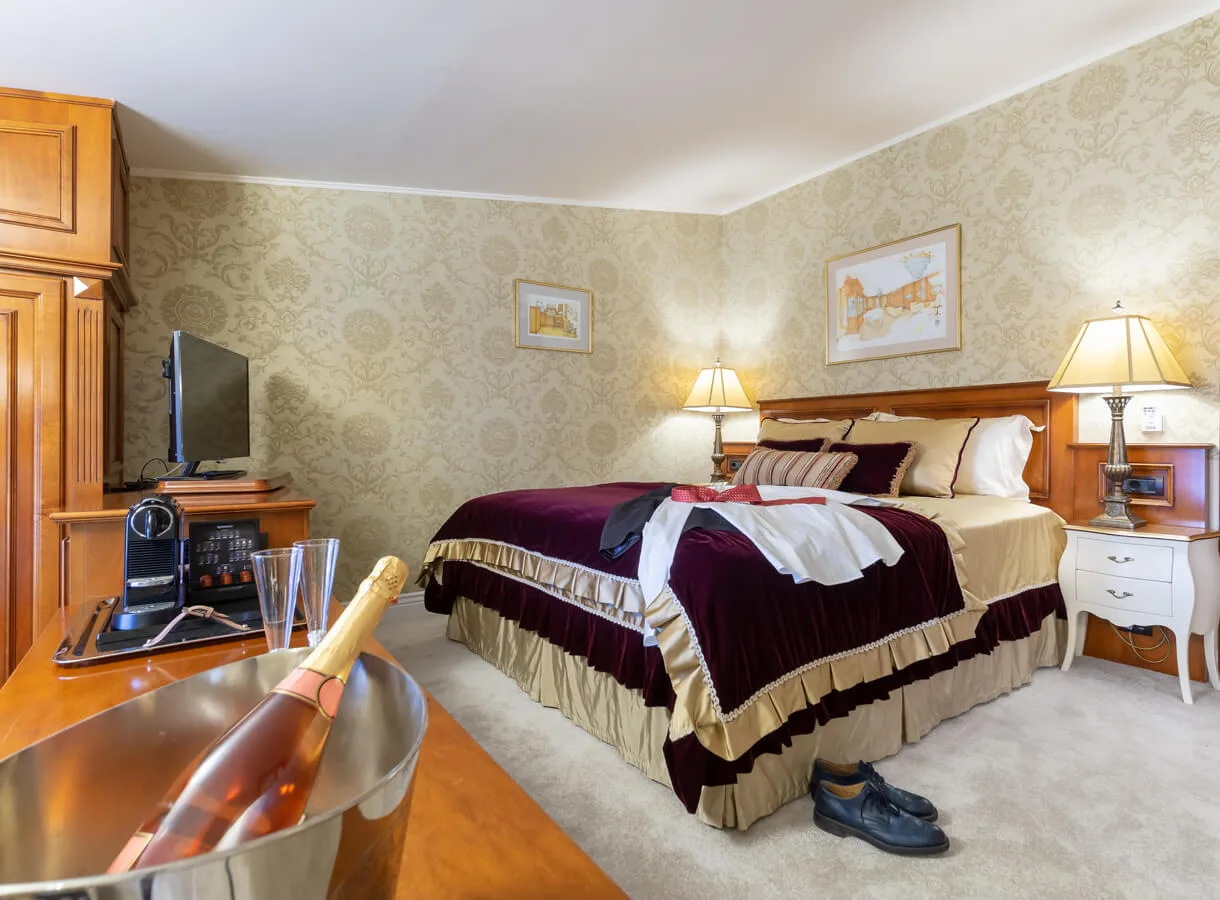Thomas 307 — Suter Palace Heritage Boutique Hotel, București Sectorul 1, București