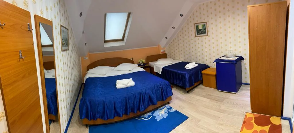 Cameră Triplă — Pensiunea Relax Valcea, Râmnicu Vâlcea, Vâlcea