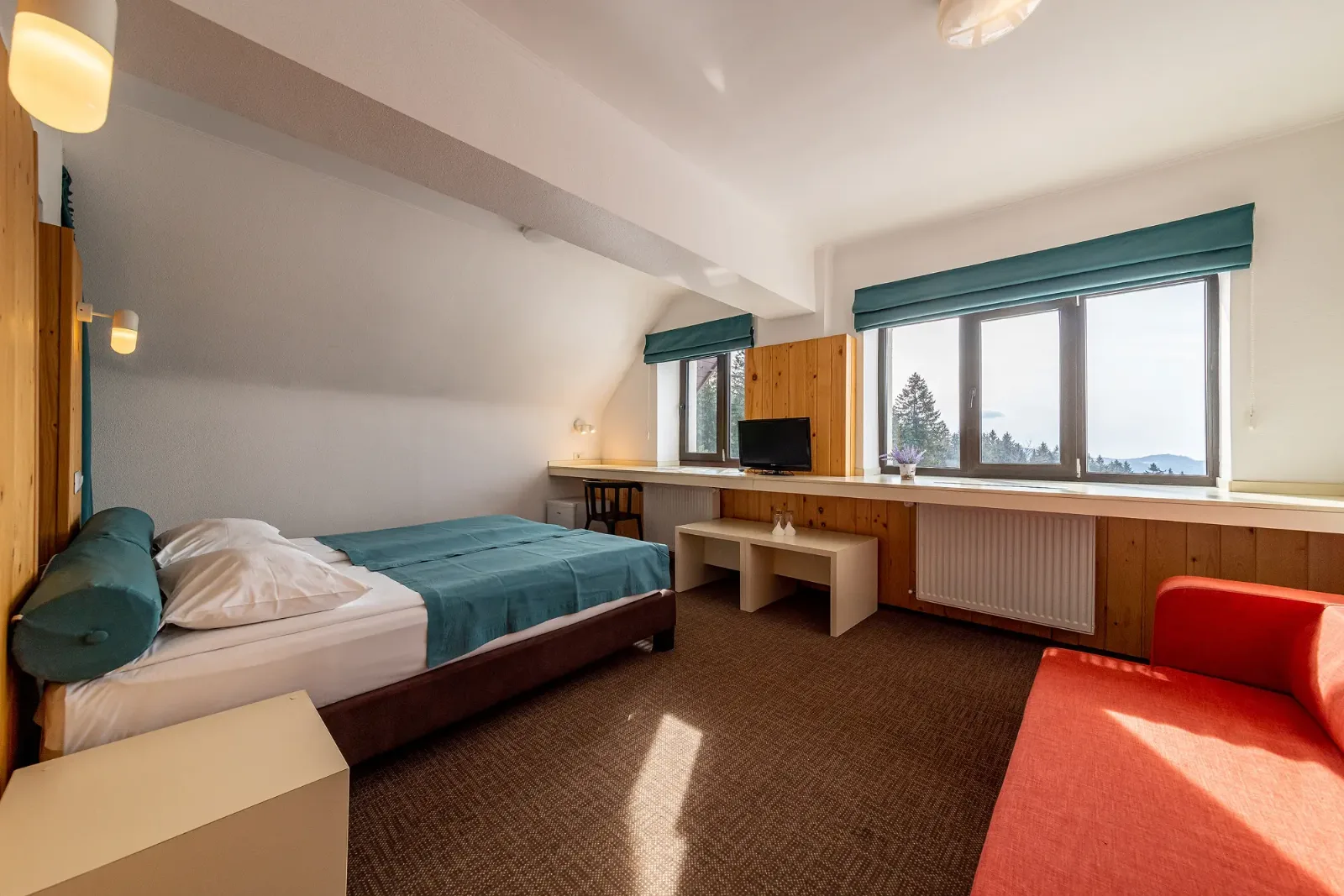 Cameră DUBLĂ STANDARD PLUS — Hotel Cota O Mie Sinaia, Moroeni, Dâmbovița