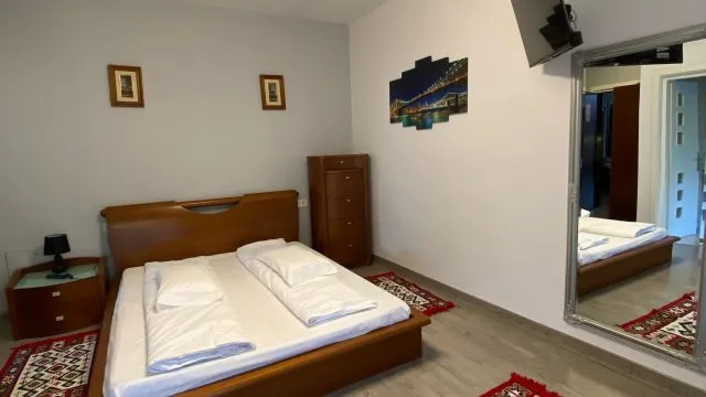 suita deluxe de familie — El Monte, Sătic, Argeș