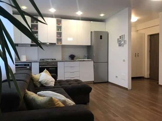 Camera dubla economy cu baie proprie — Acme Rent, București, București