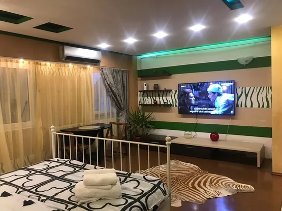 Camera standard twin cu baie proprie — Acme Rent, București, București