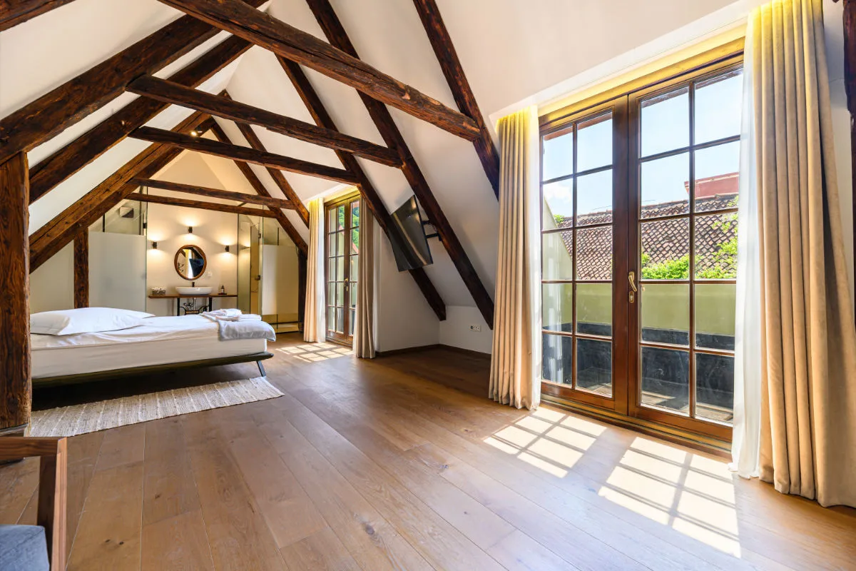 Suită la mansardă cu duș și vedere la munte — Casa Albert Boutique, Brașov, Brașov