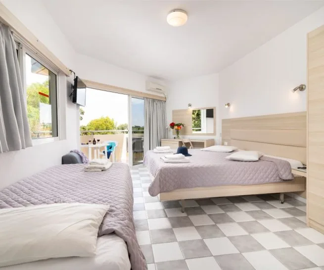 Triple Room — Sabis, Luduș, Mureș