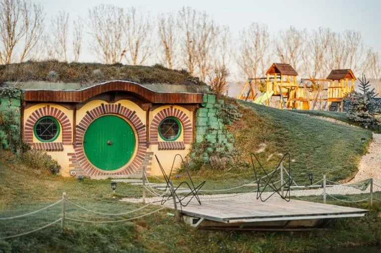 Fotografie 2 — Atelier ReCreation Village, Râșnov, Brașov