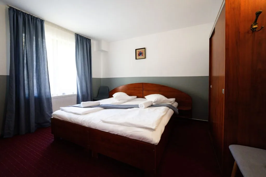 Cameră Dublă Standard fără Balcon — Casa Vlasin, Poiana Brașov, Brașov