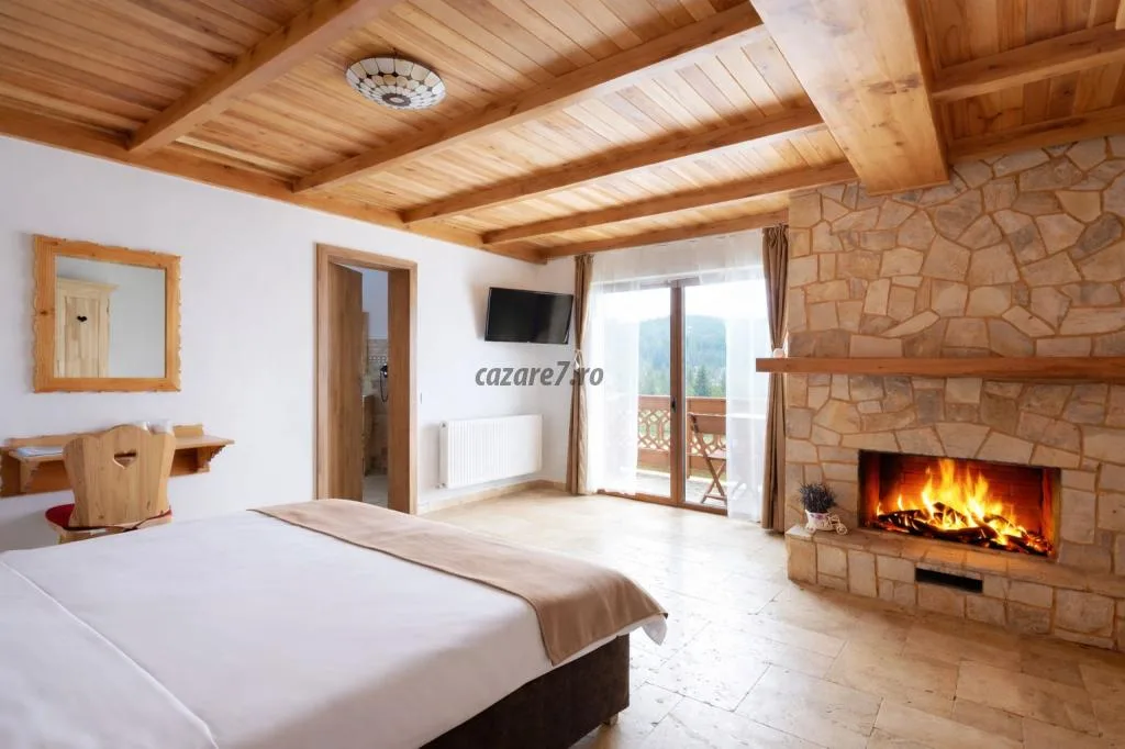 Camera dubla de lux — Casa Belcin, Bușteni, Prahova