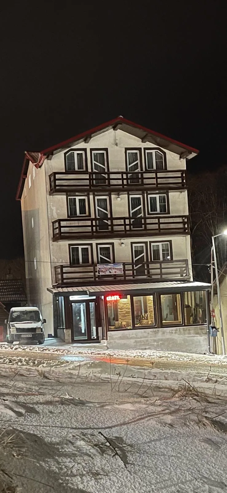 apartament 2 camere — White House, Lupeni, Hunedoara