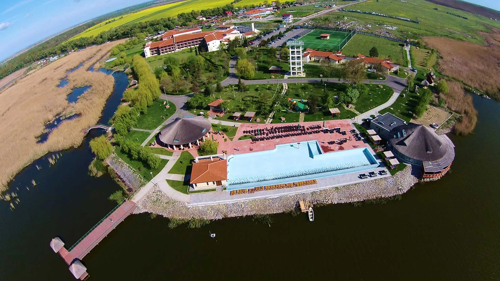 Casa din livadă — Puflene Resort Official, Murighiol, Tulcea