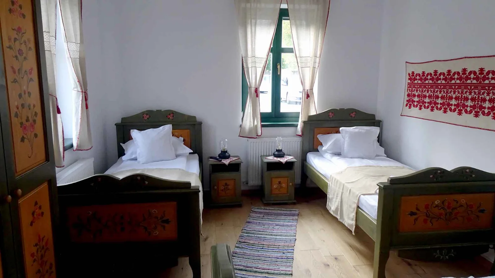 Cameră triplă — Naplak Guesthouse, Rimetea, Alba
