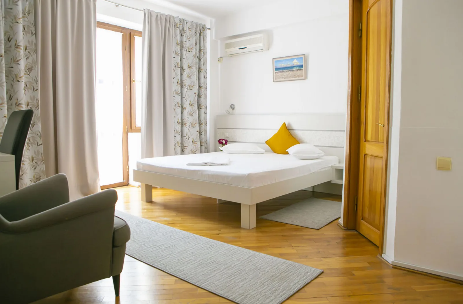 dublă superioară matrimonială sau twin — Vila Belvedere, Galați, Galați
