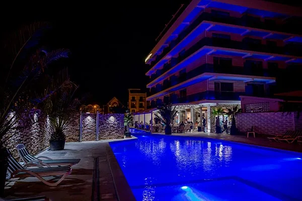 Hotel Almar Luxury