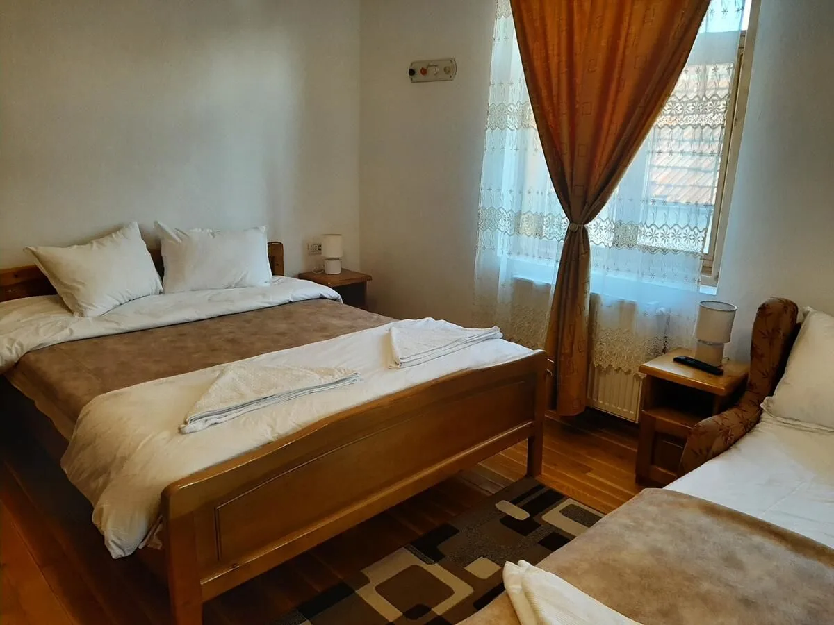 Triplu — Ika, Alexeni, Gorj