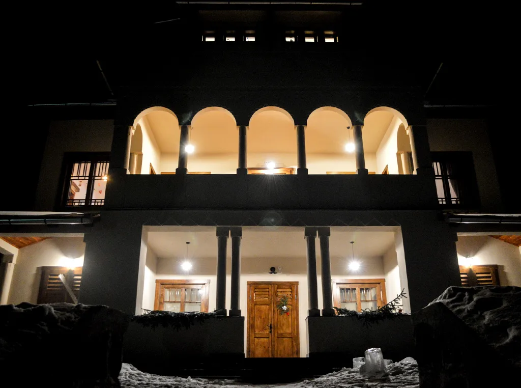 Aronson Villa