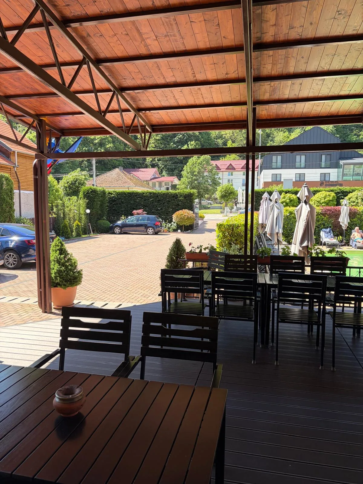 Camere mansardate fără balcon, cu două paturi de o persoană și băi proprii — Alfrid, Călimănești, Vâlcea
