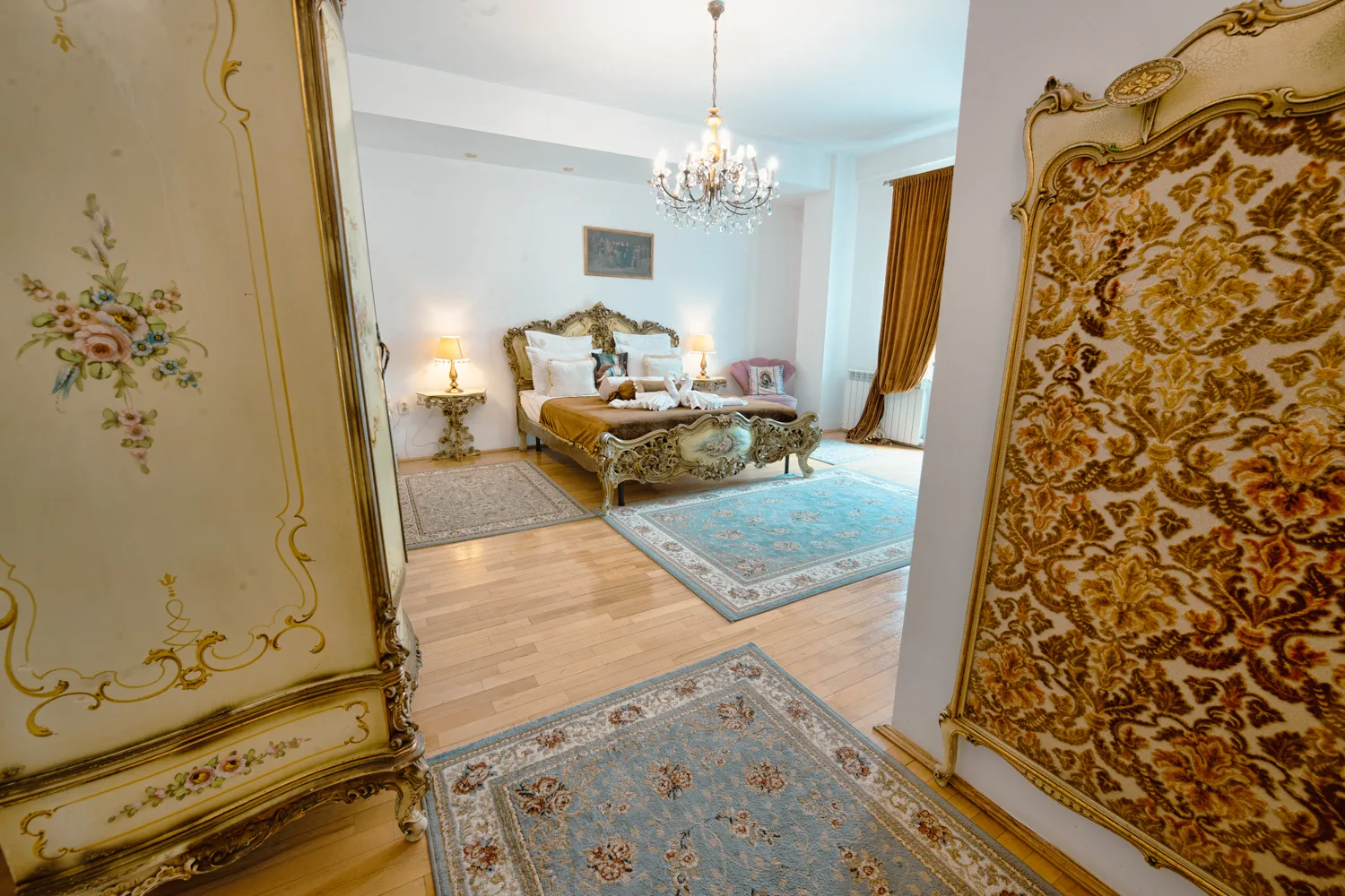 Camera Double de Luxe — Coroana Moldovei, Slănic-Moldova, Bacău