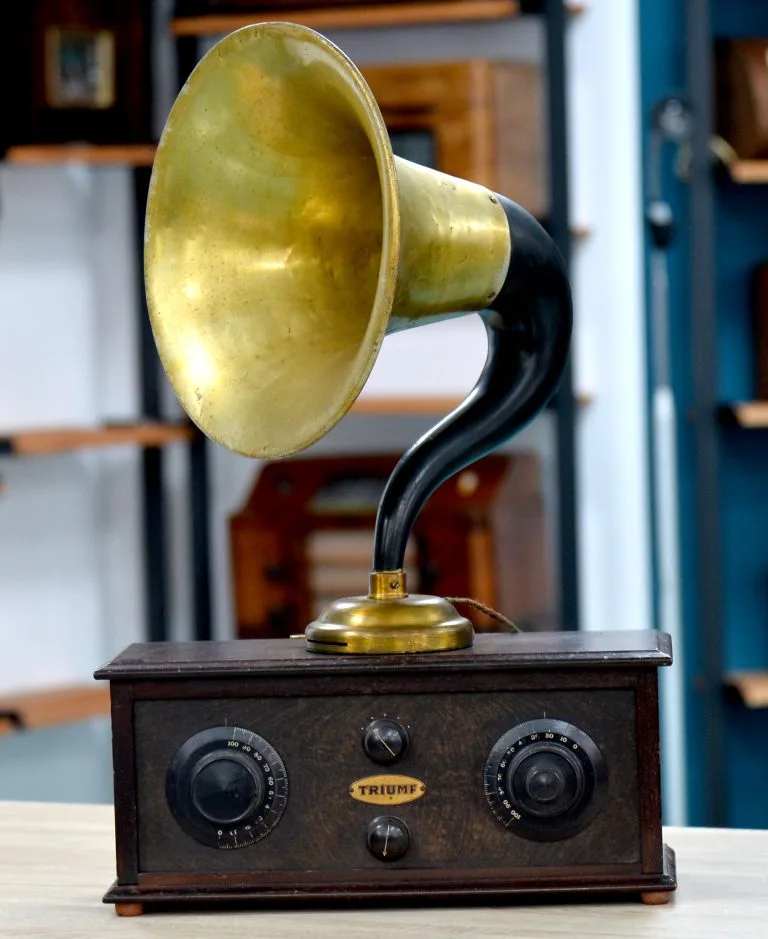 Muzeul Radioului Siret — Han la Nicușor, Siret, Suceava