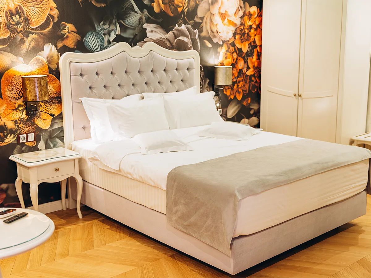 Cameră Queen cu o cadă spa — Strindberg, Toplița, Harghita