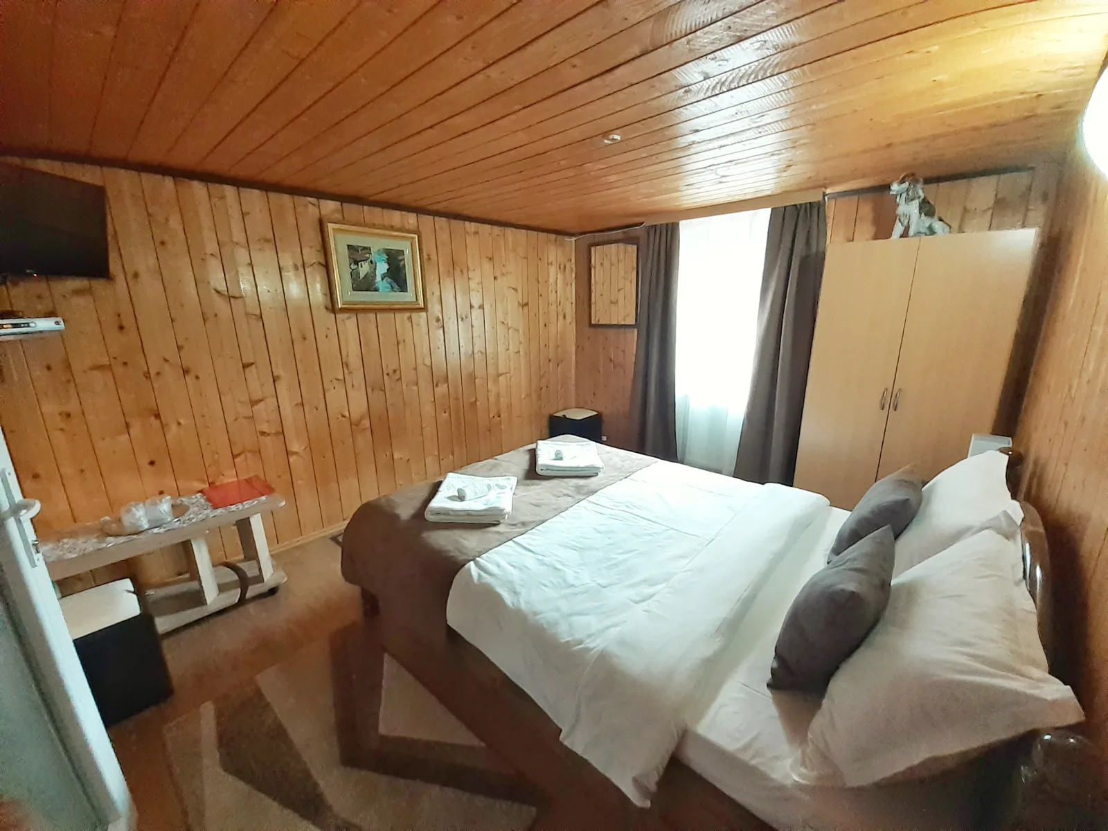Matrimonială #1 — Păstrăvul, Muntele Rece, Cluj