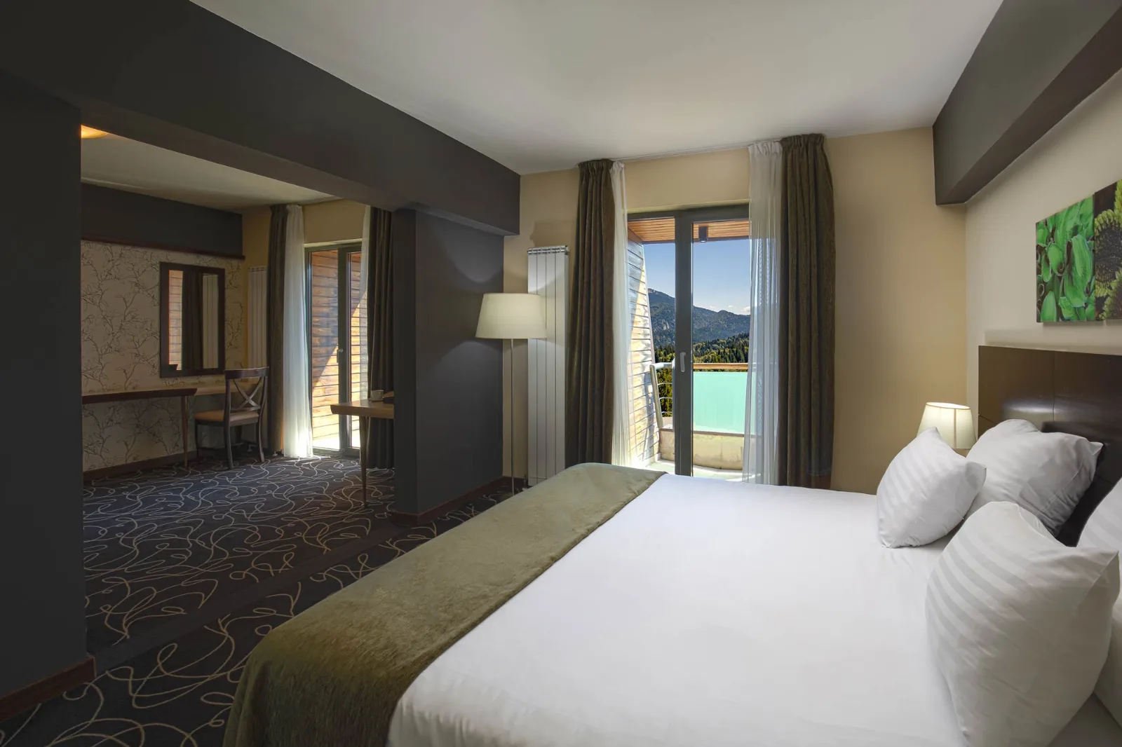 Junior Suite cu balcon — Hotel Orizont, Predeal, Brașov