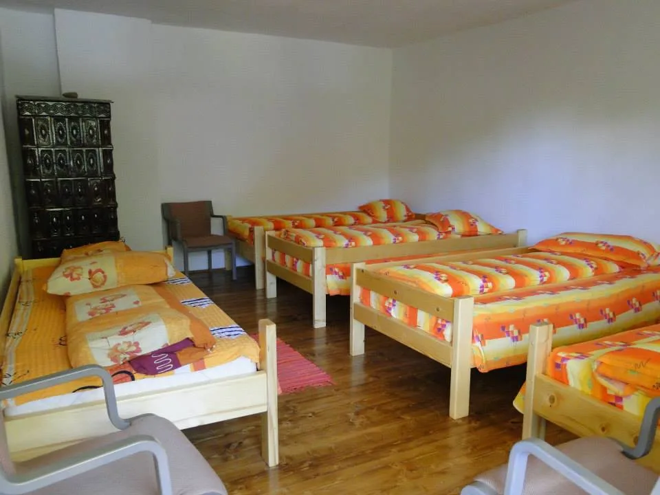 Cabana Retezat Cascada