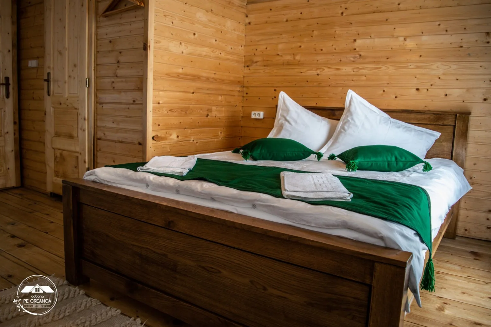 Dormitor 4 - Etaj — Cabana "Pe Creangă", Buteasa, Maramureș