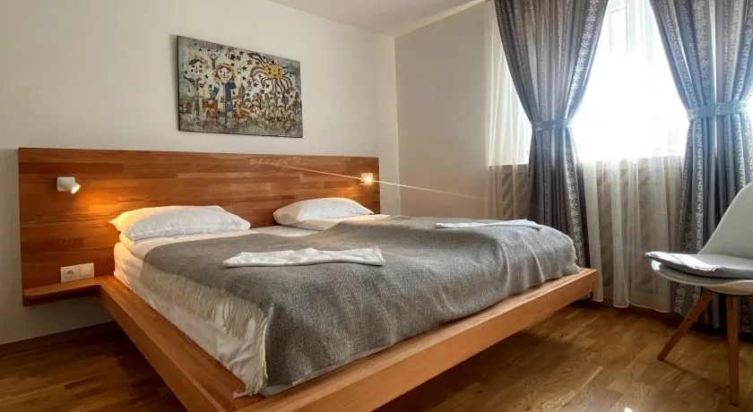 Superior lakás konyhával és erkéllyel (2 szoba) — Csillag, Lunca de Jos, Harghita
