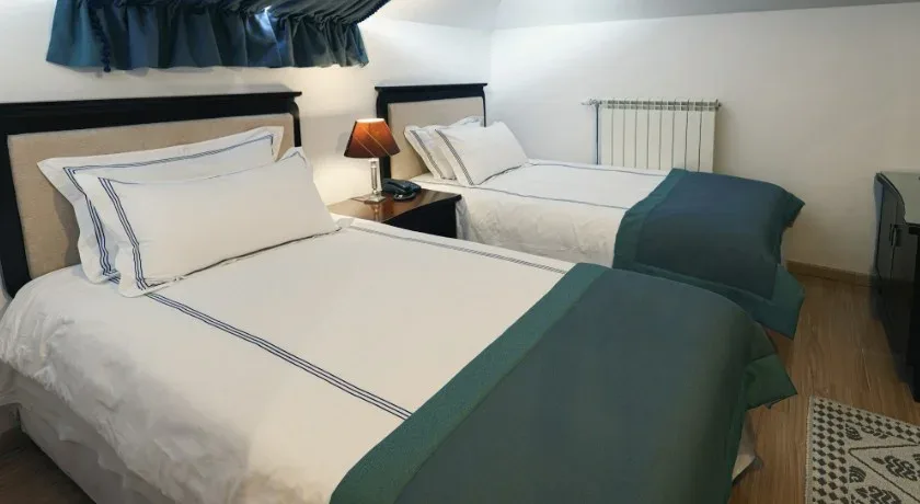 Standard - 2 külön ágy vagy franciaágy (4 szoba) — Csillag, Lunca de Jos, Harghita