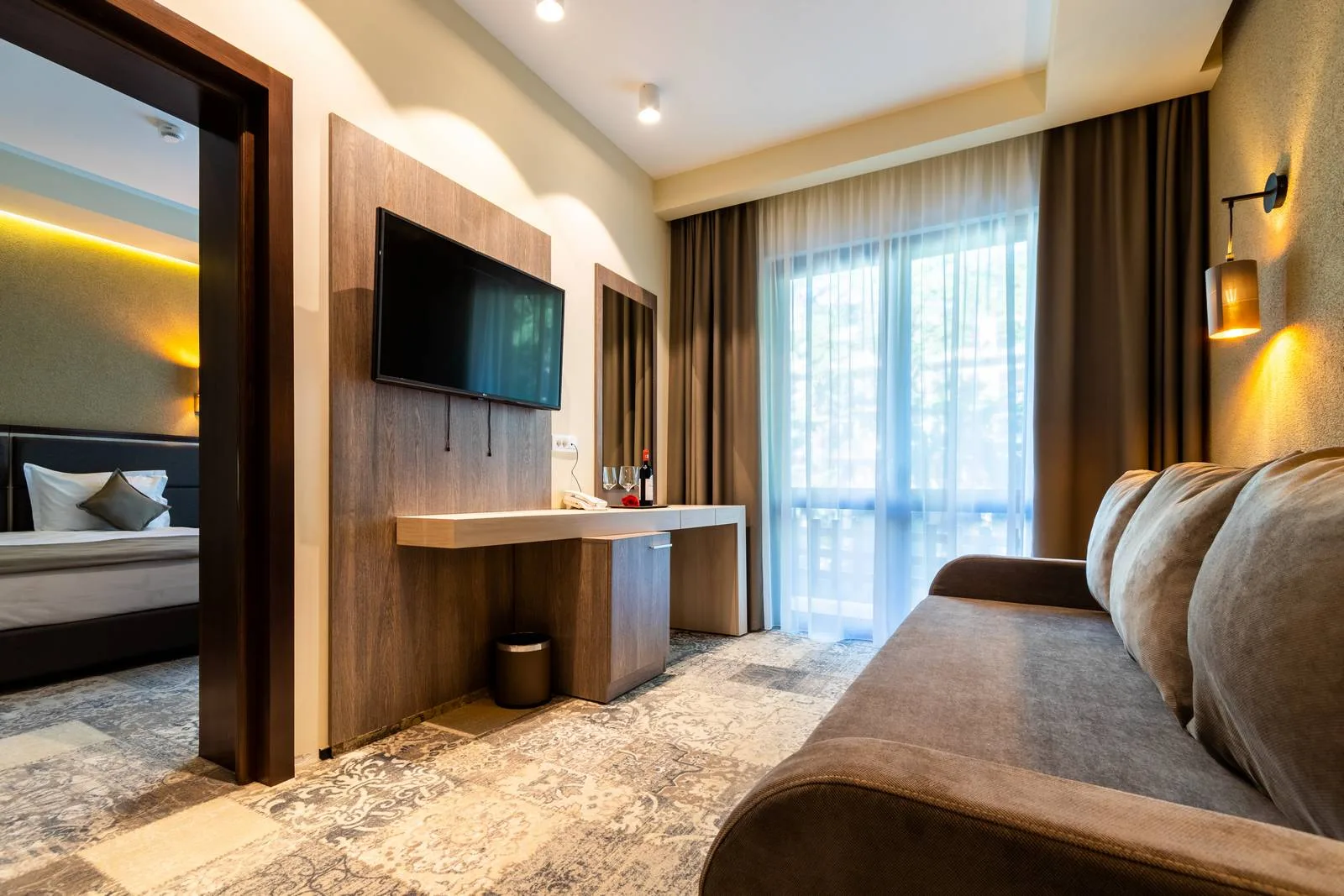Apartament President Suite cu balcon — Izvoare Căciulata, Căciulata, Vâlcea