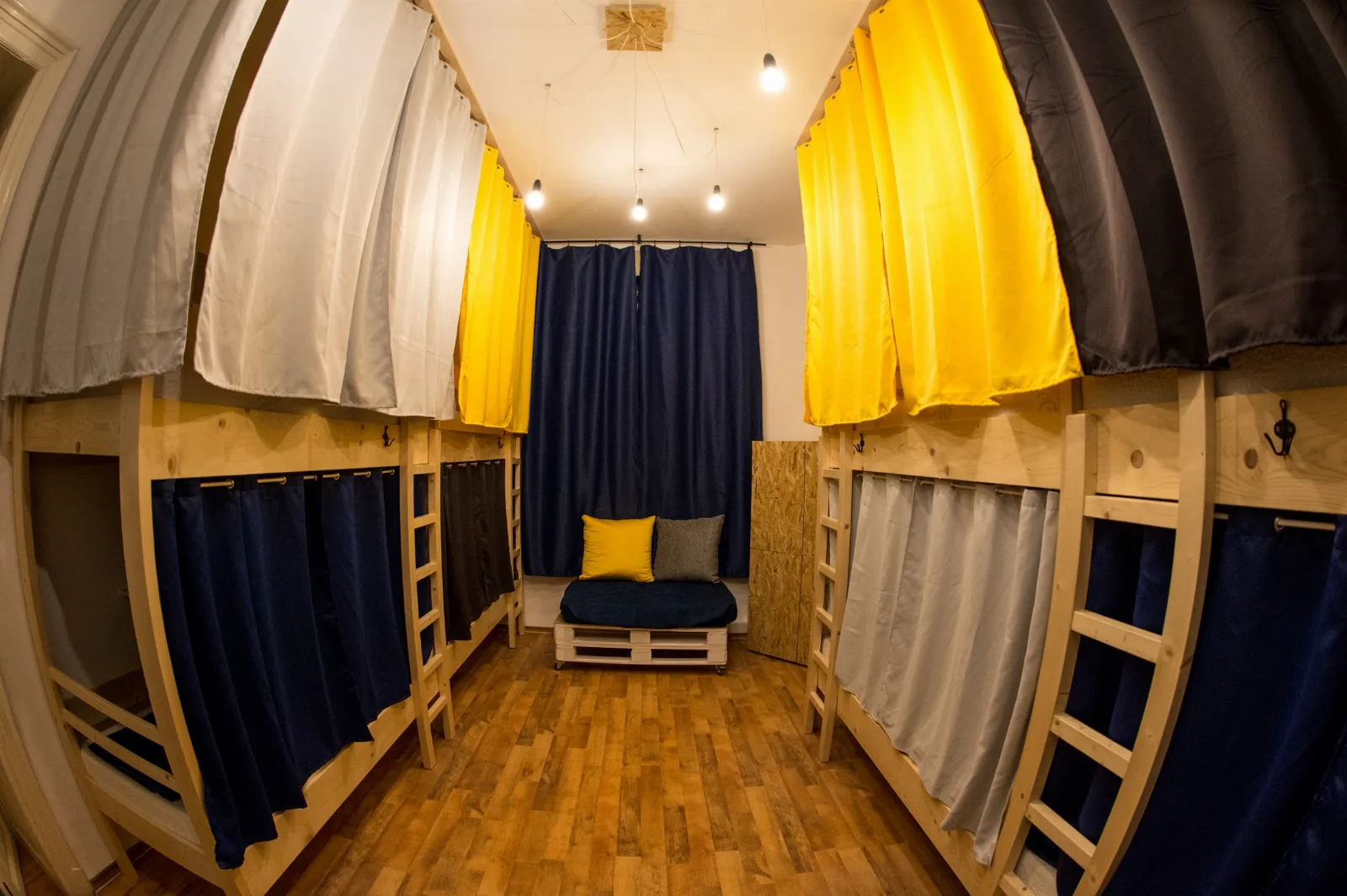 Cloud 9 Hostel