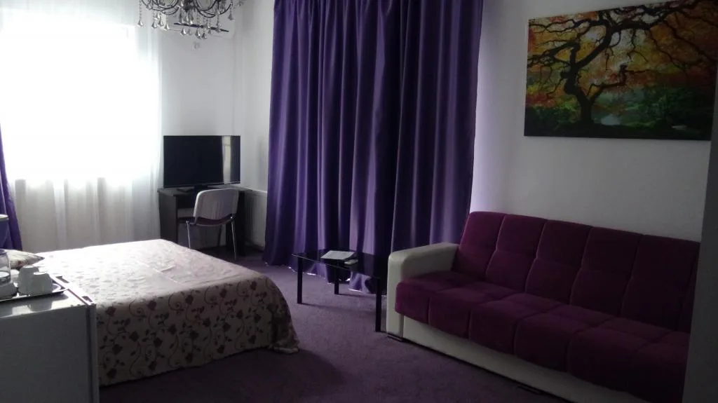 Iris - lux — Amethyst House, Odăile, Ilfov