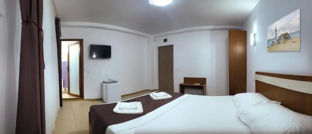 Cameră Triplă cu Baie — Casa Eden Jupiter, Jupiter, Constanța