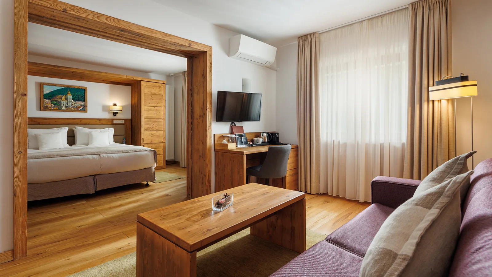 Junior Suite Economy — Teleferic Grand Hotel, Poiana Brașov, Brașov