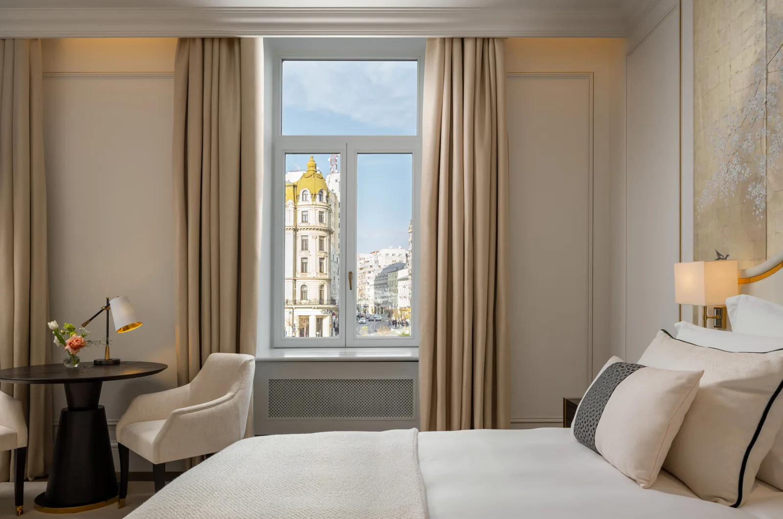 Deluxe Suite — Corinthia Bucharest, București, București