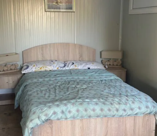 Cabana Standard / Camera Family cu ponton privat (vineri-duminica) — Corata 1, Sărulești, Călărași