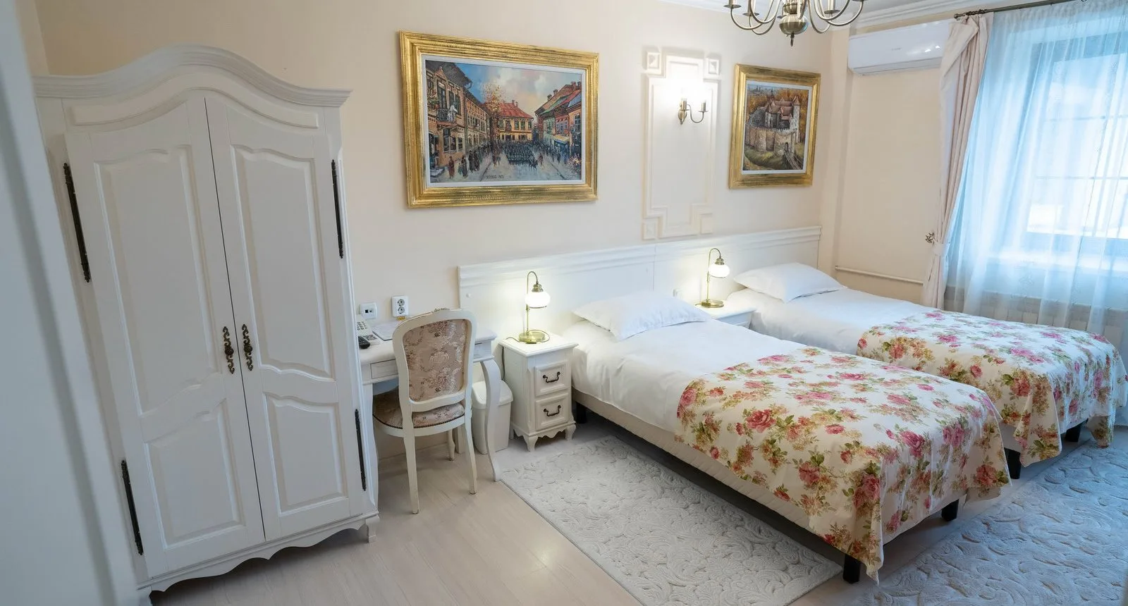 Double/Twin — Villa Alice, Suceava, Suceava