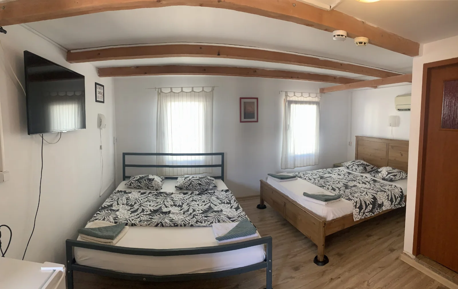 Camera Superioara 4-5 pers baie proprie — Bazart Vama Veche, Vama Veche, Constanța