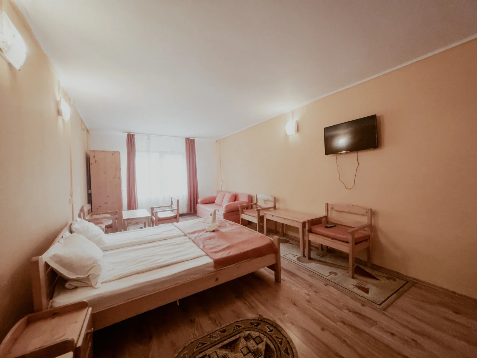 Camera triplă — Gențiana, Săcele, Brașov