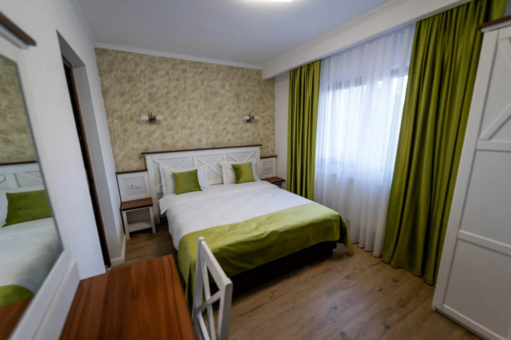 EVERGREEN Chalet