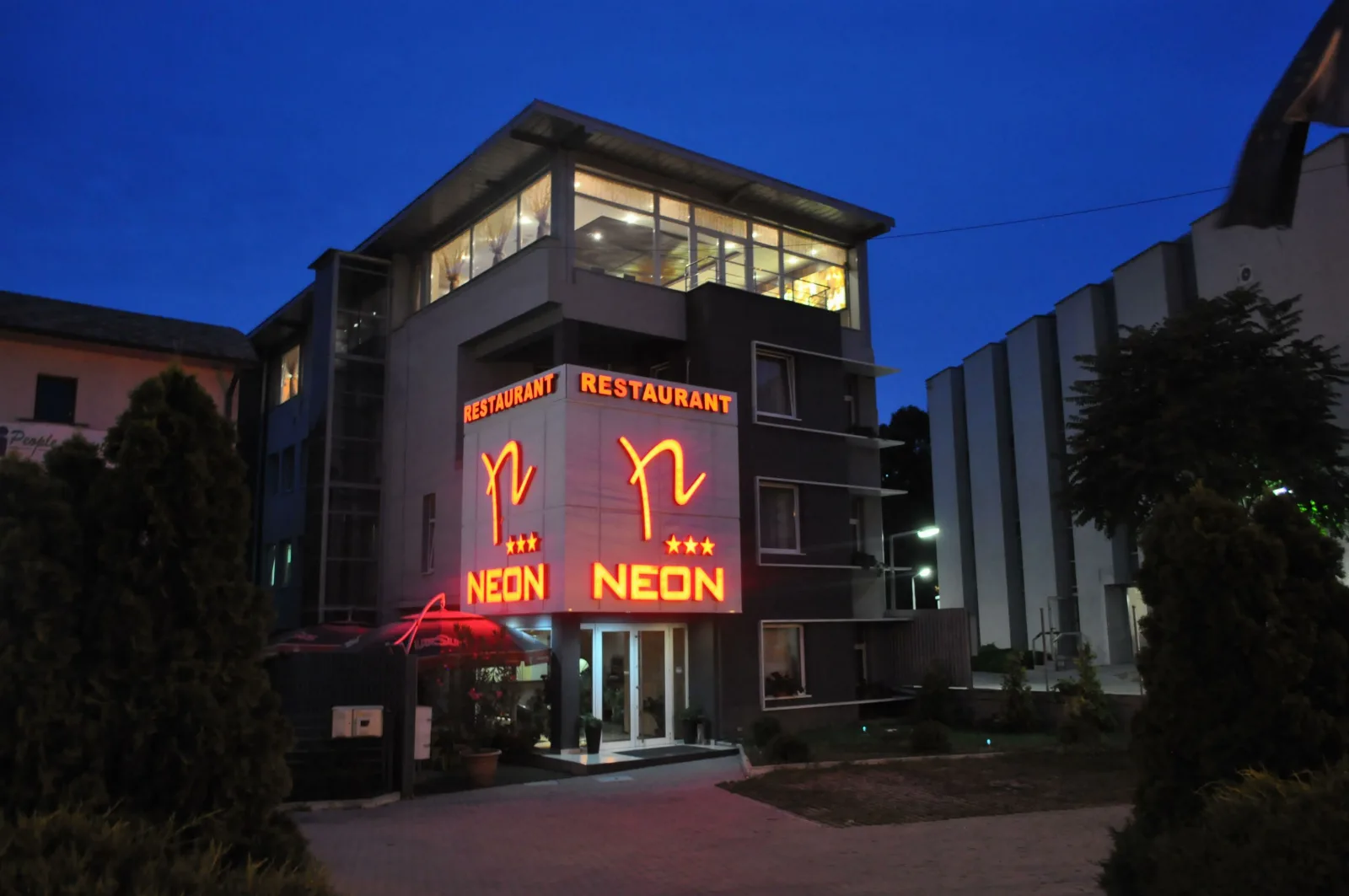 Neon