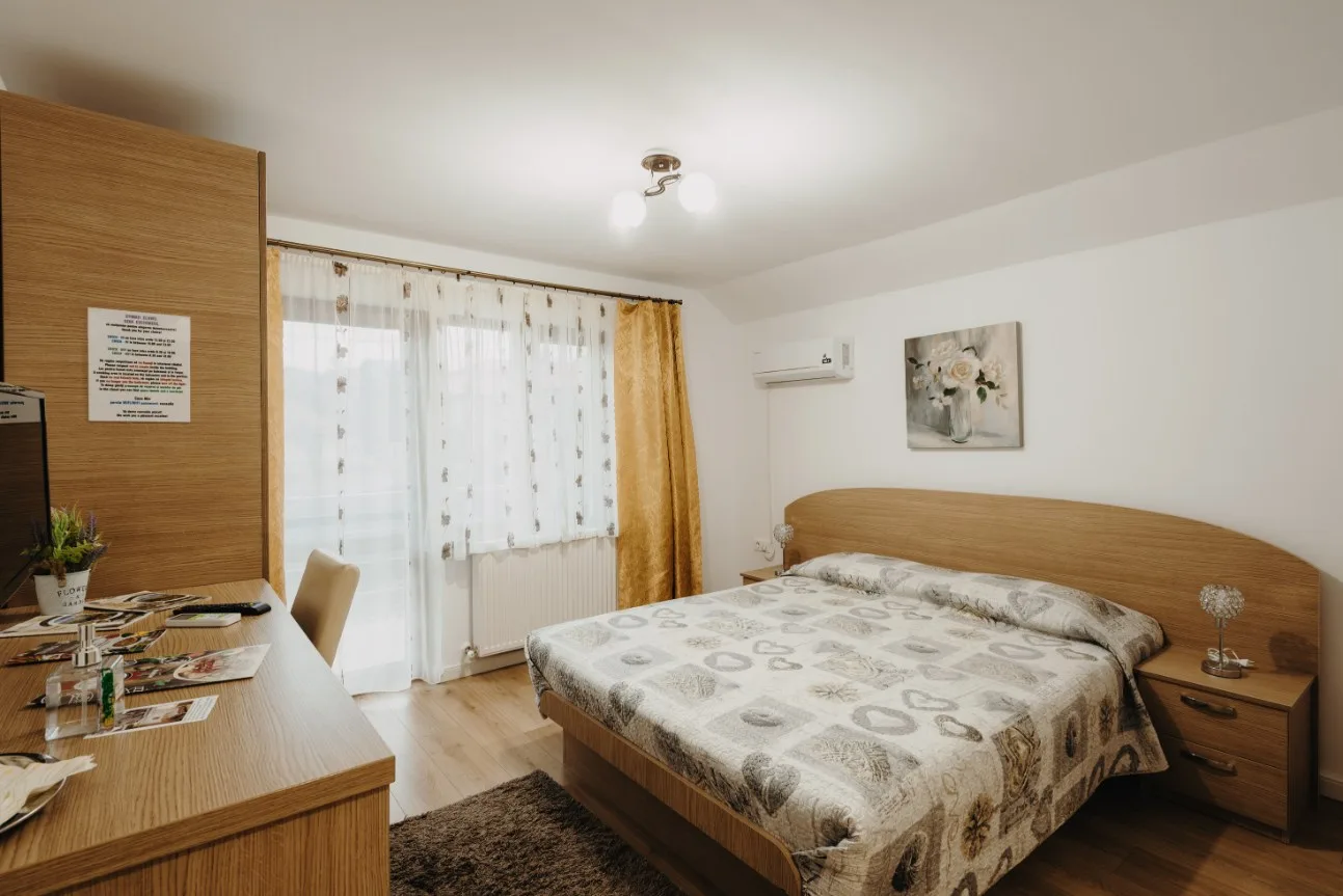 Camera 3 — Alin, Turda, Cluj