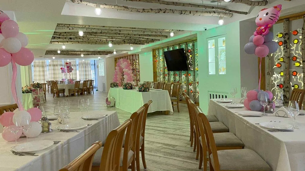 Taverna Stejarul — Forest Retreat & Spa, Oveselu, Vâlcea