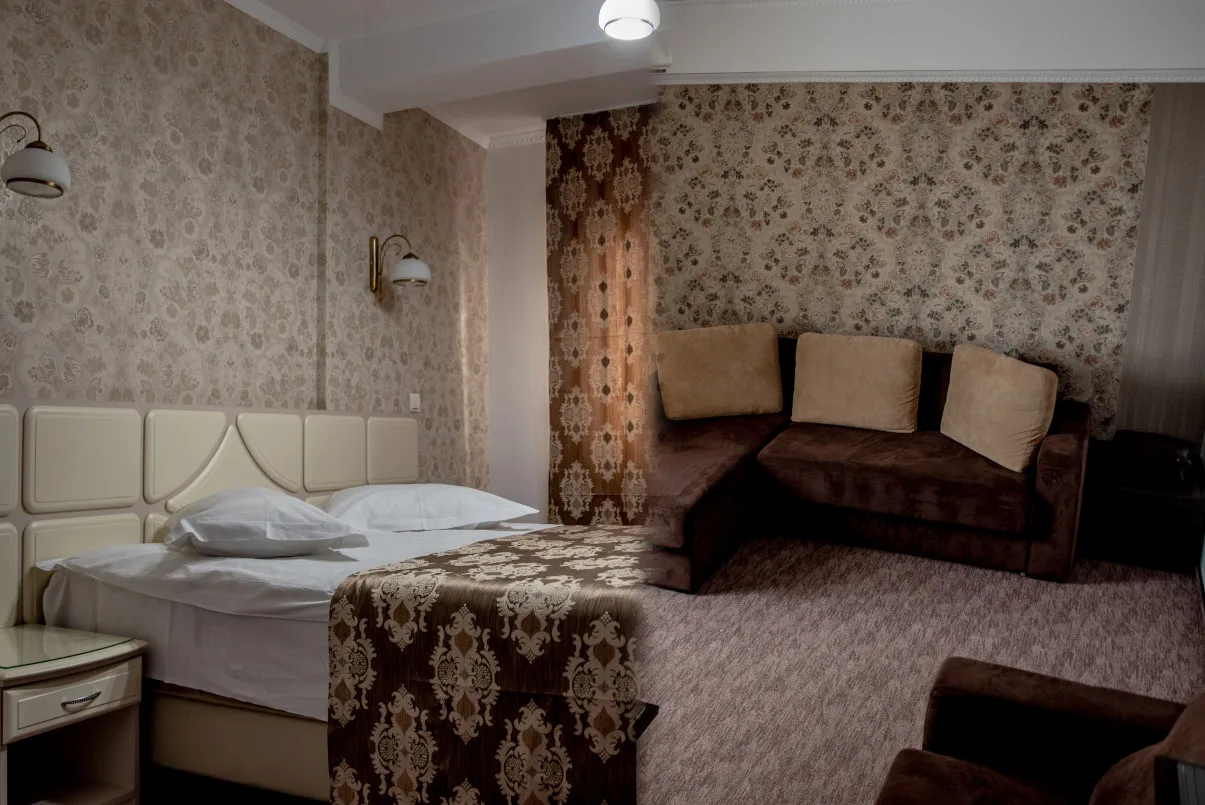 Suită cu un dormitor — Pensiunea Rubin, Novaci, Gorj