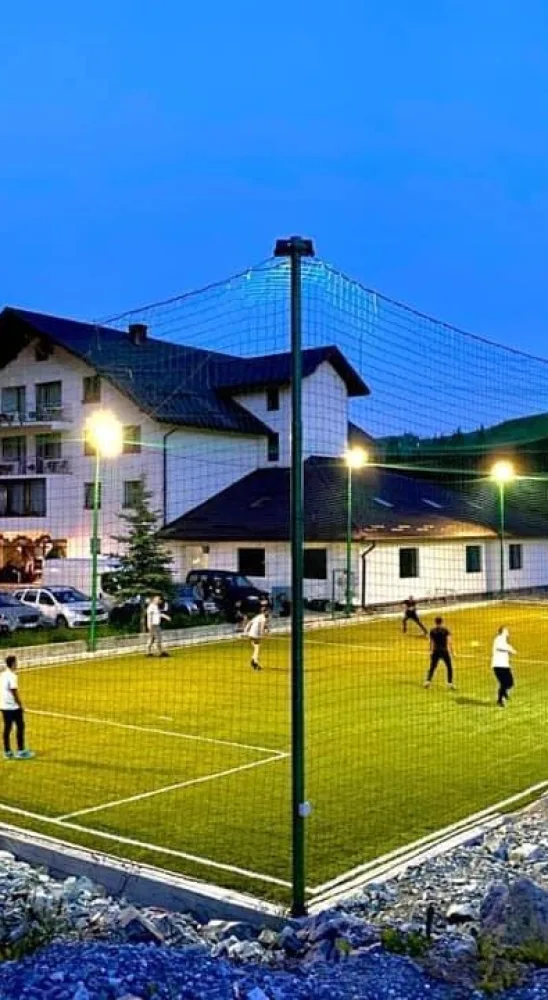 Fotografie 2 — Mario & Ema, Cârlibaba, Suceava