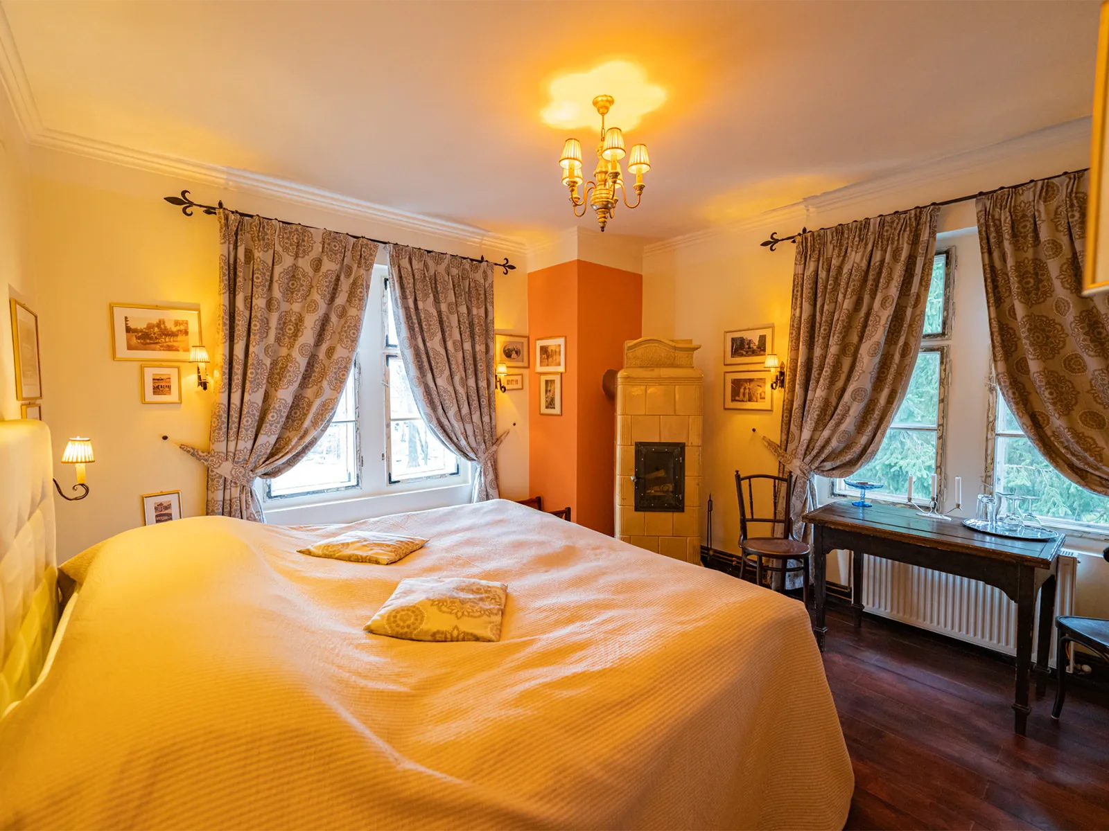 The Orange Room — The Machine House, Zăbala, Covasna