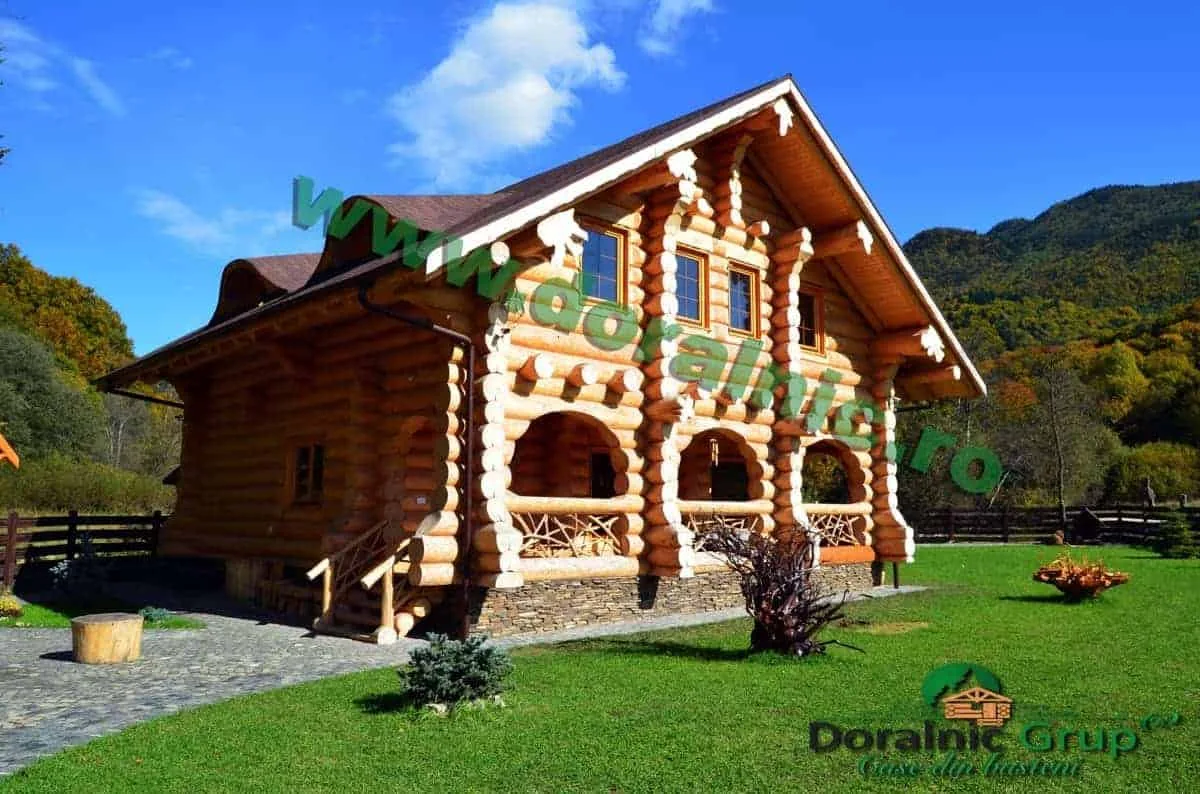 Doralnic - Case din busteni