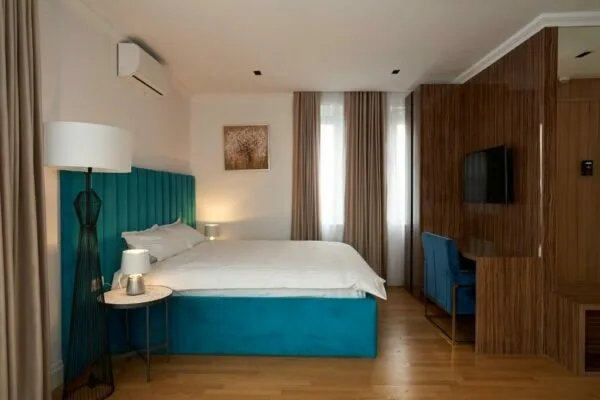 Camera Double Delouxe — Hotel Glory, Oradea, Bihor