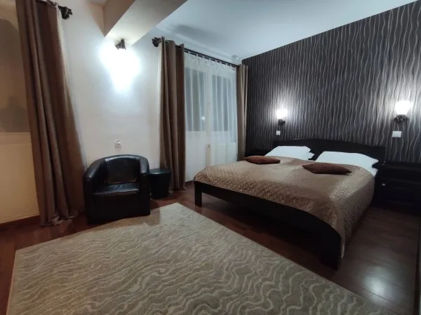 Szoba 5 személy részére — Siesta, Miercurea Ciuc, Harghita