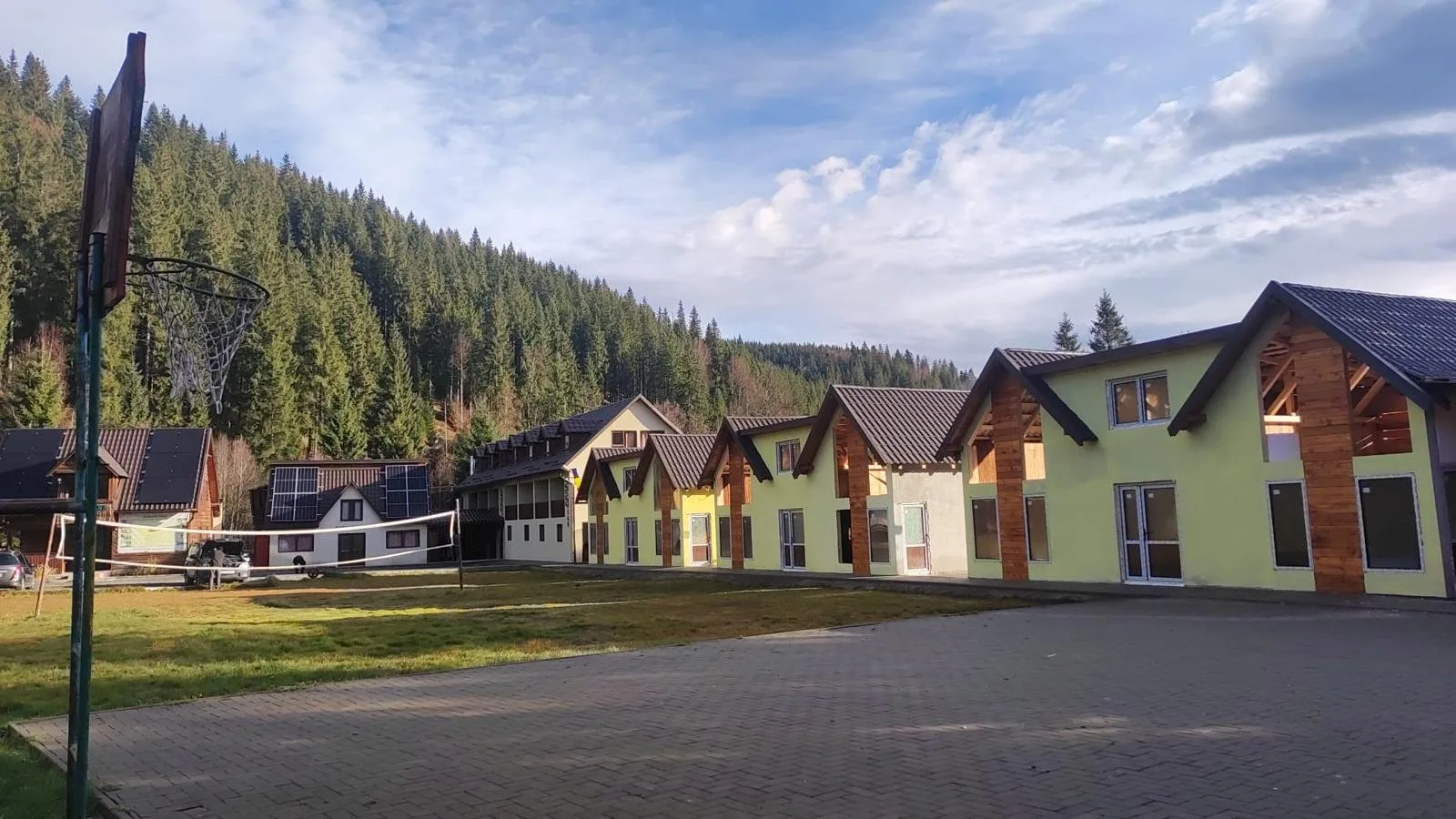 Căsuțe moderne în inima naturii — Ic Ponor-Padiș, Răchițele, Cluj